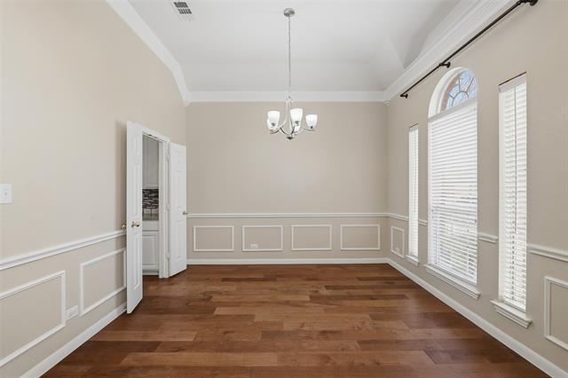 Building Photo - 4077 Truman Dr