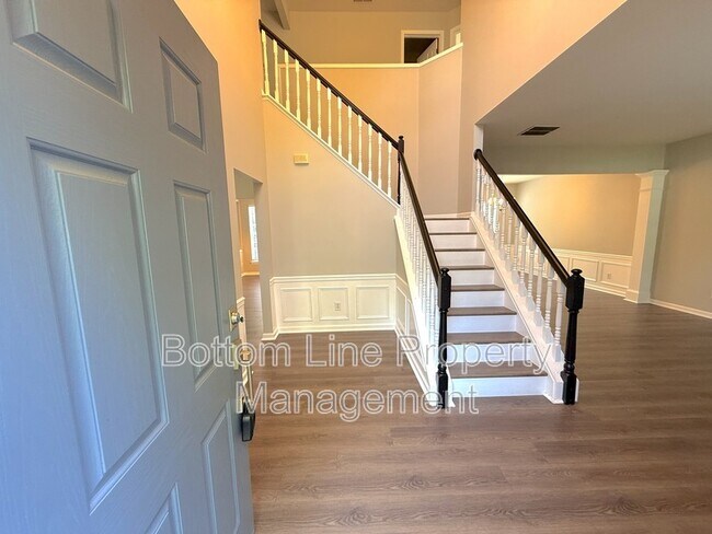 Building Photo - 10016 Heatherly Ct