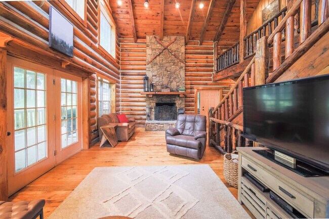 Building Photo - 195 Black Bear Dr