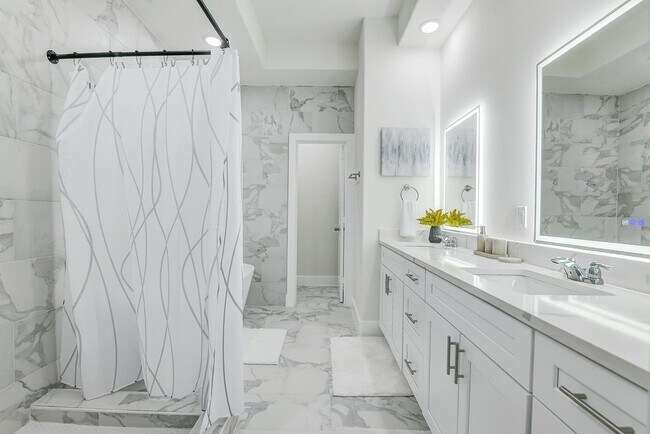 Building Photo - 6719 St Augustine St