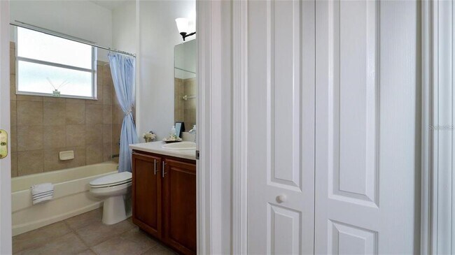 Building Photo - 443 Noble Faire Dr