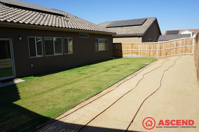 Building Photo - Gorgeous Home in Gossamer Grove!