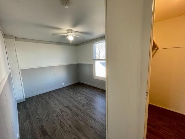 Building Photo - 1 bedroom in SCHILLER PARK IL 60176