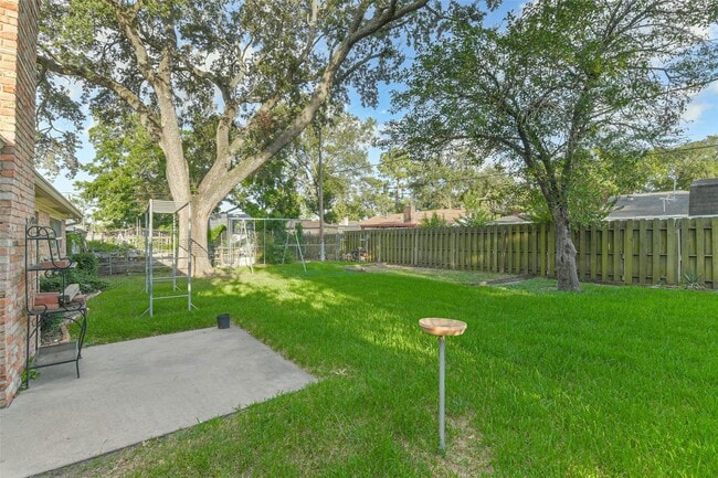 Building Photo - 8419 Stroud Dr