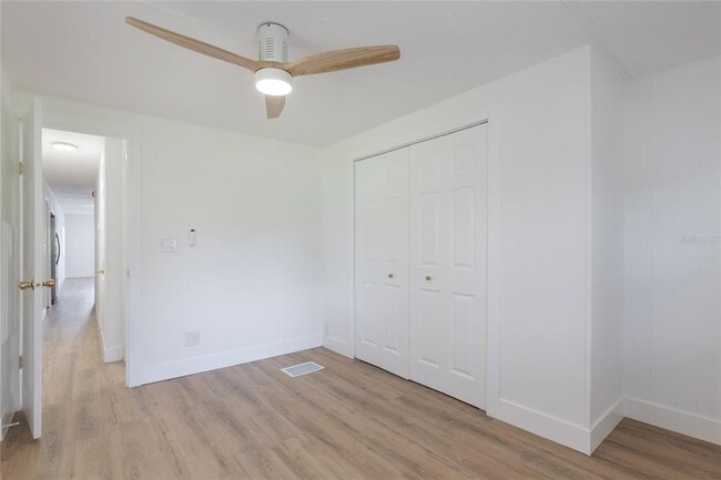 Building Photo - 814 Roseapple Ave