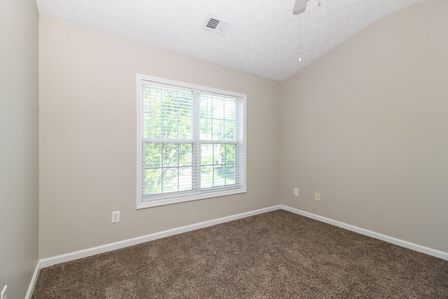 Building Photo - 317 Park Creek Ridge