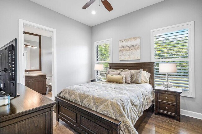 Building Photo - 17511 Cadena Dr