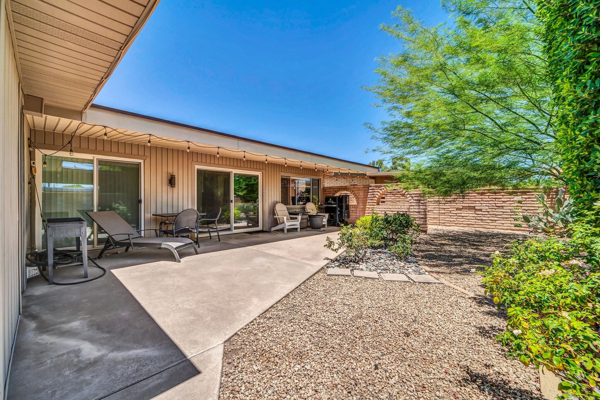 Building Photo - 3707 E Montecito Ave