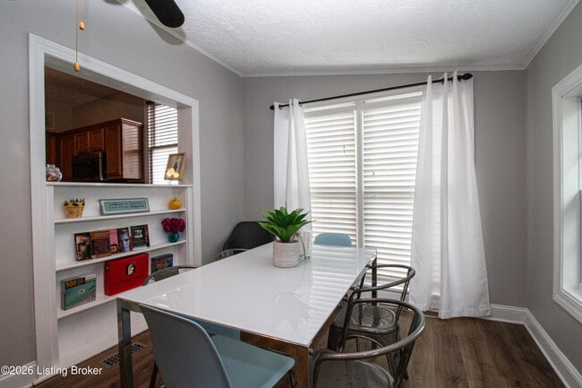 Building Photo - 1825 Frankfort Ave