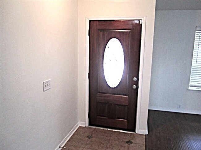 Building Photo - 11806 Skydale Dr
