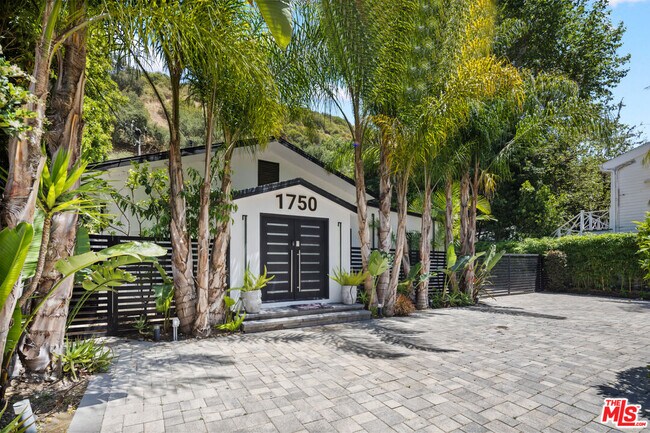Building Photo - 1750 N Beverly Glen Blvd