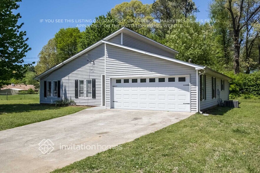 Primary Photo - 204 Sunnybrook Ct