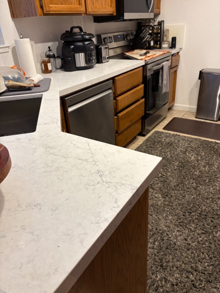 Building Photo - 807 Devonwood