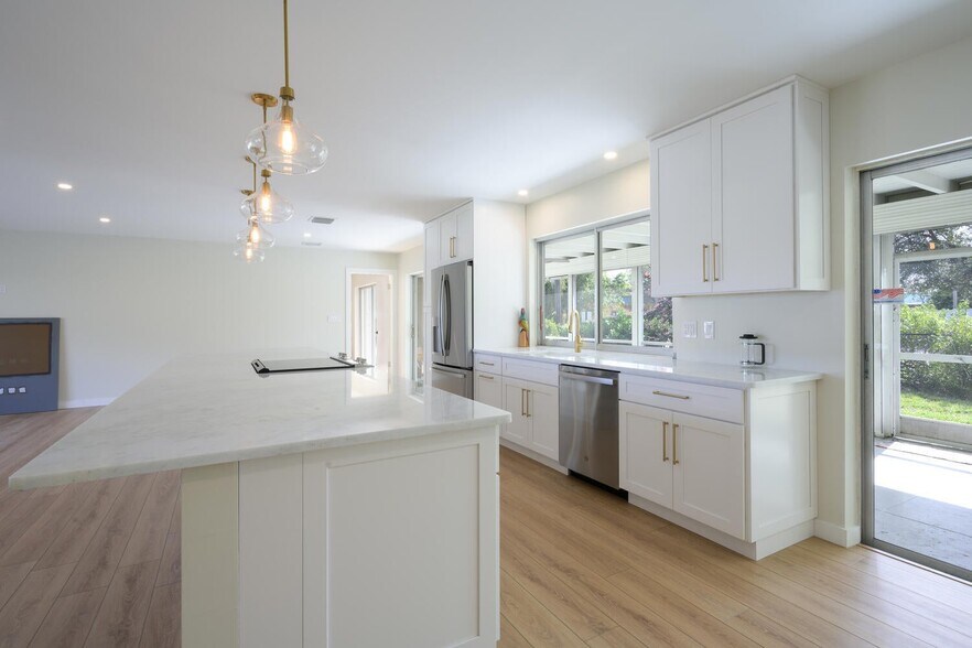 Building Photo - 912 Marlin Cir