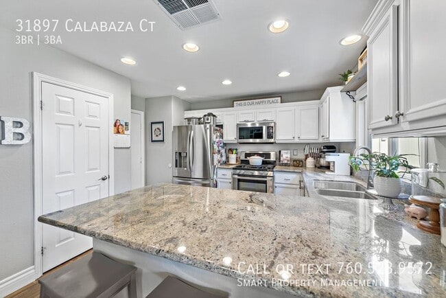 Building Photo - 31897 Calabaza Ct