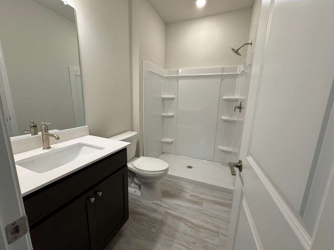 Building Photo - 850 Elderberry Ct