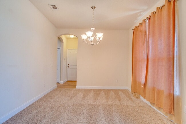 Building Photo - Hickory Hill Rental with Granite Counters,...