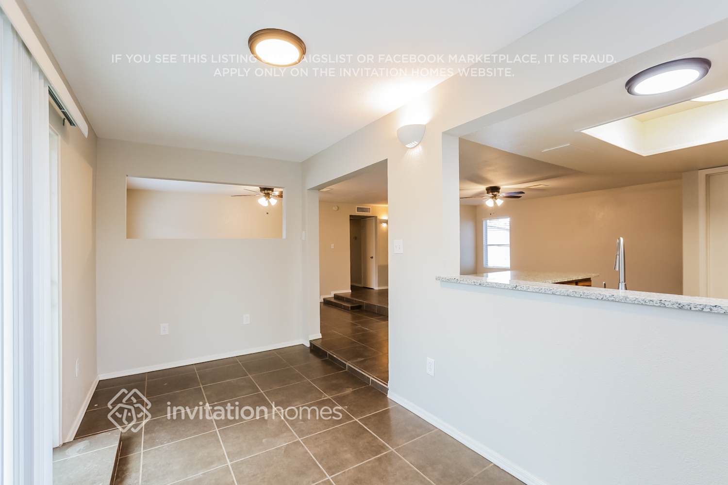 Building Photo - 6037 N 71st Ln