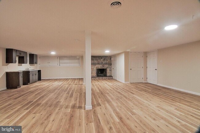 Building Photo - 1490 Chestnut Hill Rd
