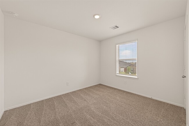 Building Photo - 6107 Ginevra Summers Dr