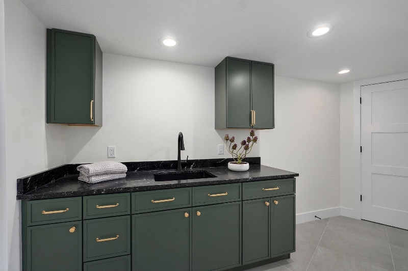 Building Photo - 5021 S Farm Rd 137