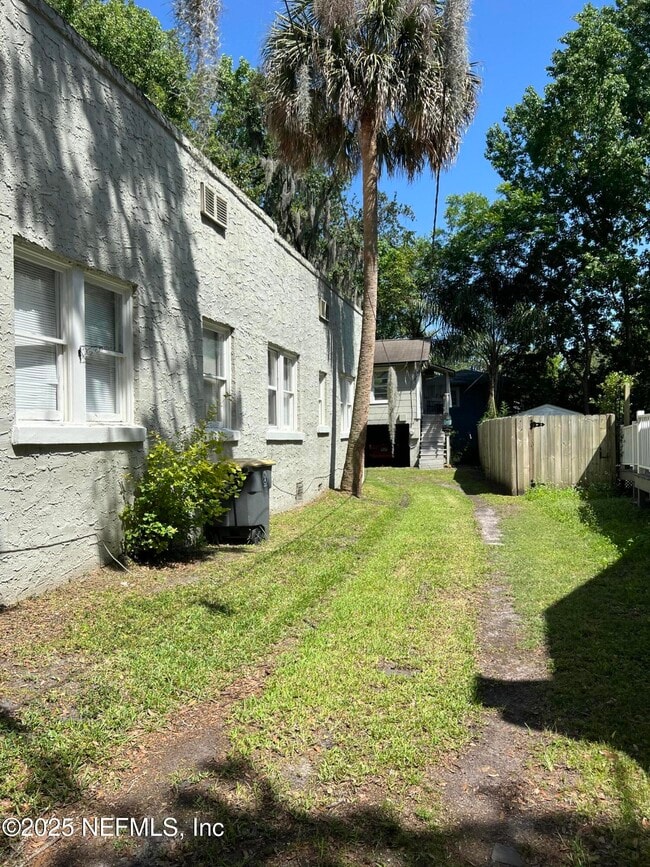 Building Photo - 2874 Olga Pl