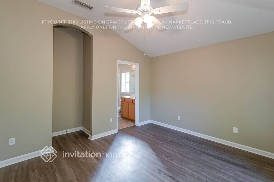 Building Photo - 1016 Oak Arbor Cir