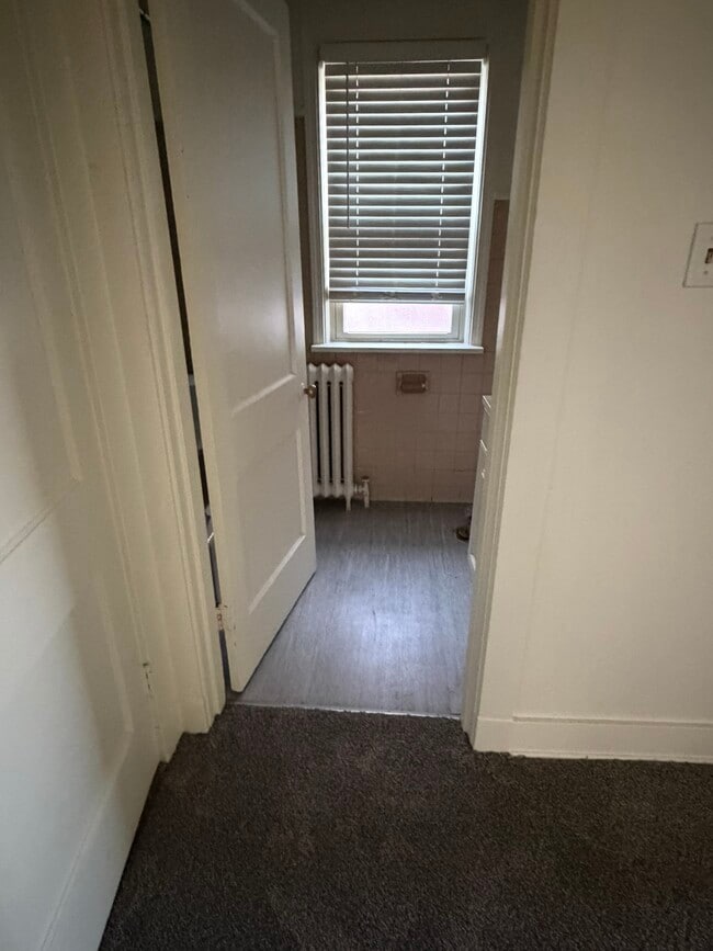 Building Photo - 3819-3819 Brighton Rd