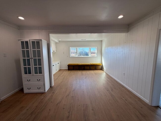 Building Photo - Spacious 2 Bedroom on 1 Arce -Texico Schools