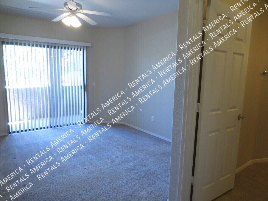 Building Photo - 15095 N Thompson Peak Pkwy