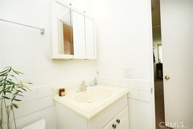 Building Photo - 6542 Ocean Crest Dr