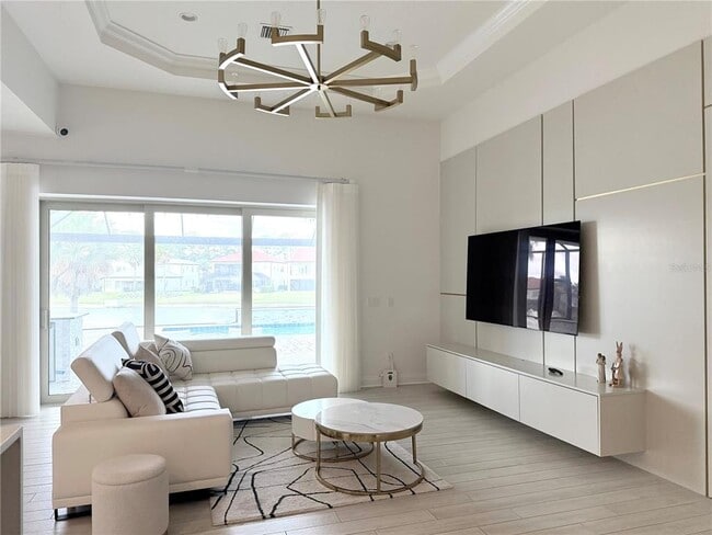 Building Photo - 10799 Royal Cypress Way