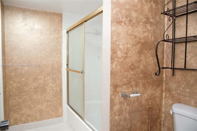 Building Photo - 19216 NE 25th Ave