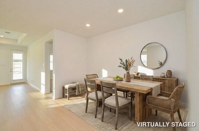 Building Photo - 9727 Rialto Hts Dr