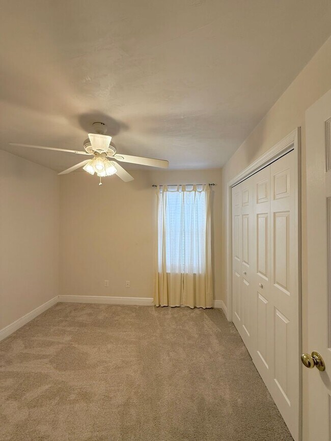 Building Photo - Charming 3BR Home in a Prime Tallahassee Location!!