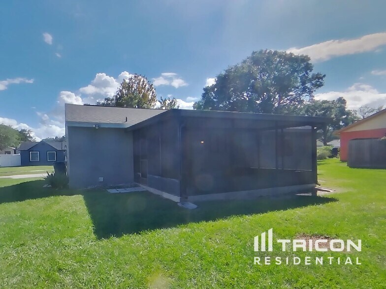 Building Photo - 1243 Piney Branch Cir