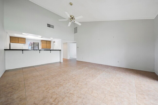 Building Photo - 40953 Inverness Way