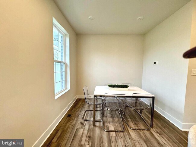 Building Photo - 1456 Clingmans Dome Dr