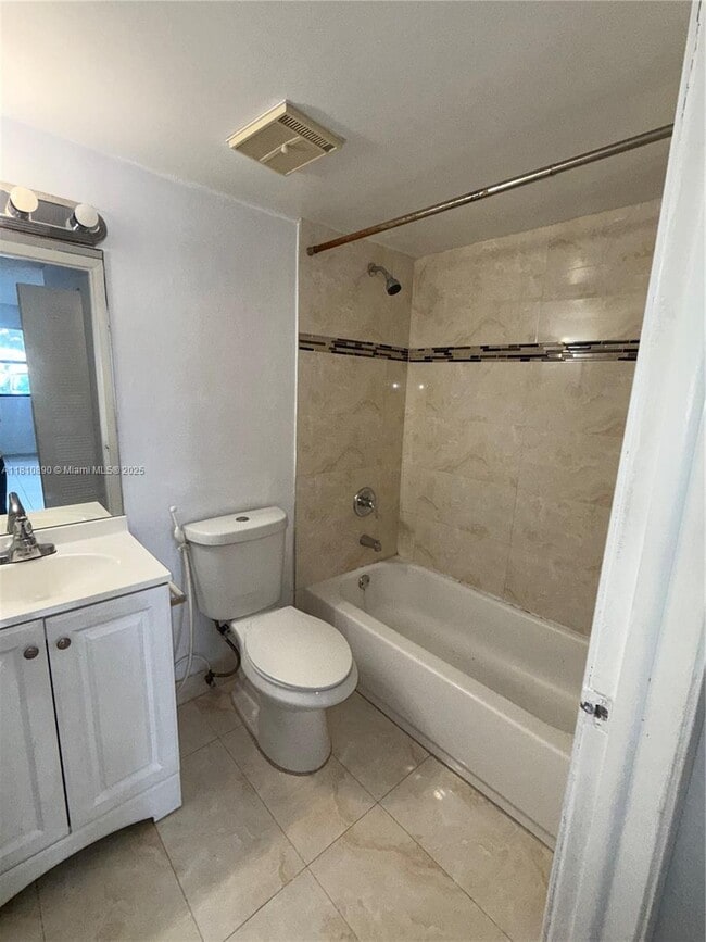 Building Photo - 15600 SW 80th St