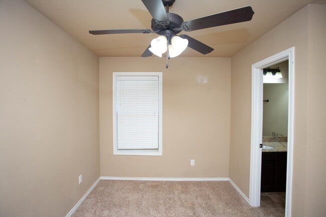 Building Photo - 4423 106th St