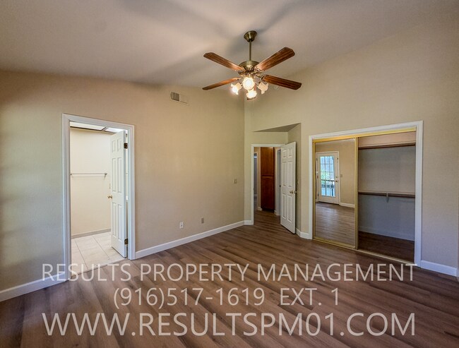 Building Photo - 112 Dyrell Way