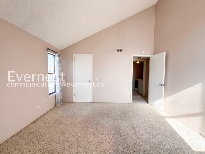 Building Photo - 14282 E Tufts Pl