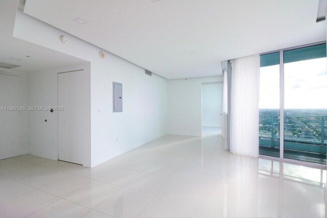 Building Photo - 92 SW 3rd St