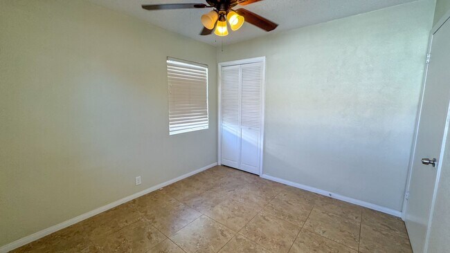Building Photo - 3-Bed, 2-Bath Single Story Home with Big Y...