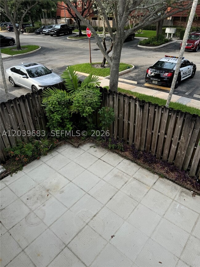 Building Photo - 721 NW 99th Cir