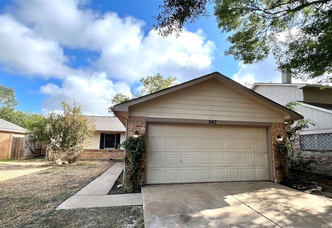 Building Photo - 947 Grand Jct Dr
