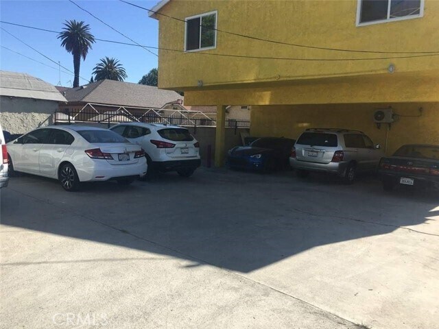 Building Photo - 1299 W 37th Dr