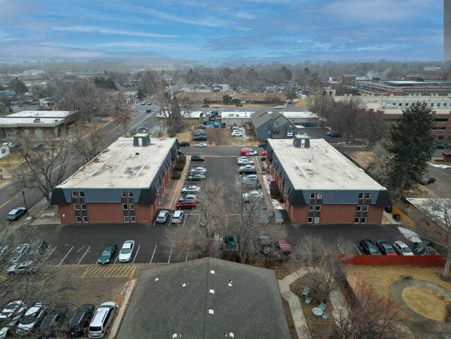 Building Photo - Robertson1001 (KC-DT)