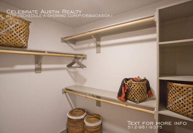 Building Photo - Residences at Saltillo