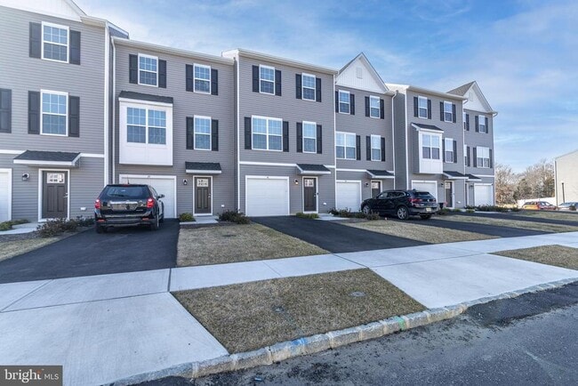 Building Photo - 41 Barnes Wy